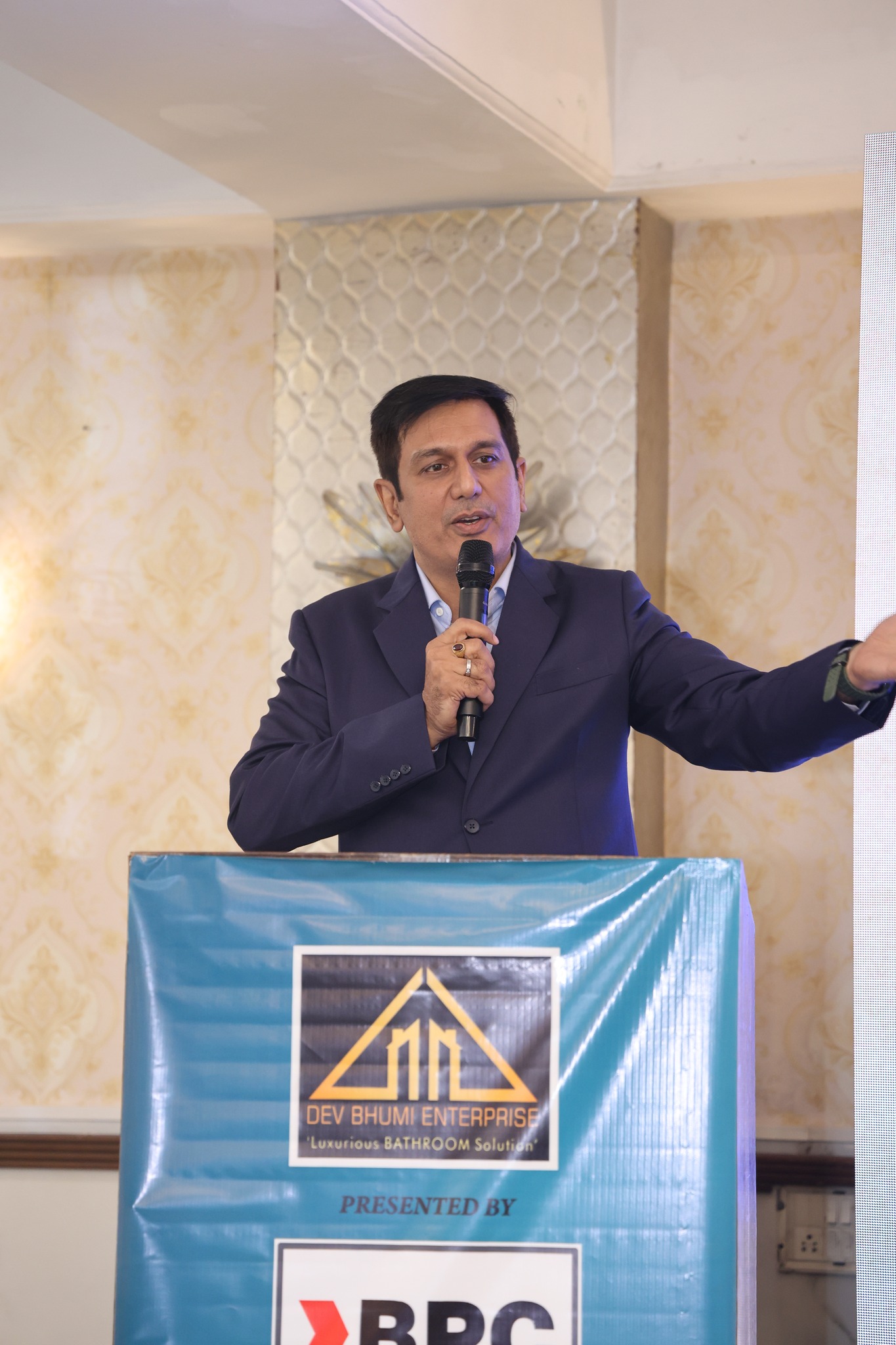 597930639_122167755206605848_2919395743826009769_n (1)